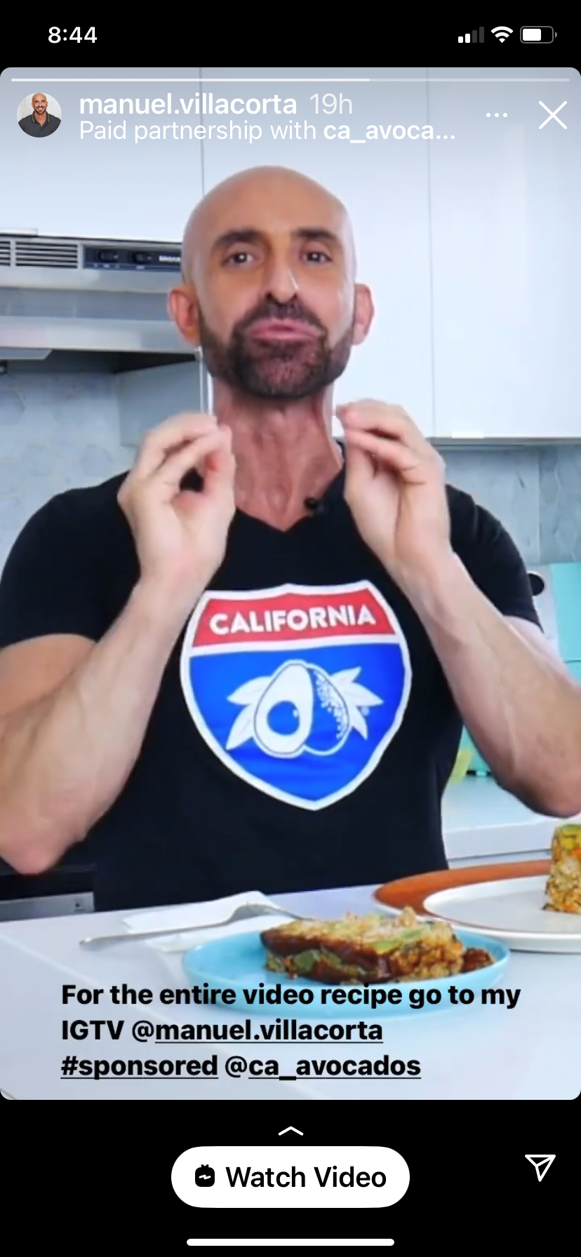 Manuel Villacorta, MS, RDN, posted an informative “Meat and Veggie Blend Trend” video featuring his California Avocado Veggie-Packed Meatloaf on his YouTube channel which he also promoted across his personal social media platforms.