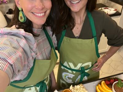 CAC’s hosts showcased California avocado-branded aprons, which are available for purchase at Shop.CaliforniaAvocados.com, alongside their completed charcuterie boards.